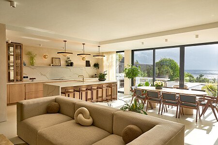 DKollection_TheCliff_1766_Final (1) copy