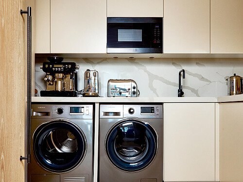 DKollection_TheCliff_Unretouched_0079 1 copy 2