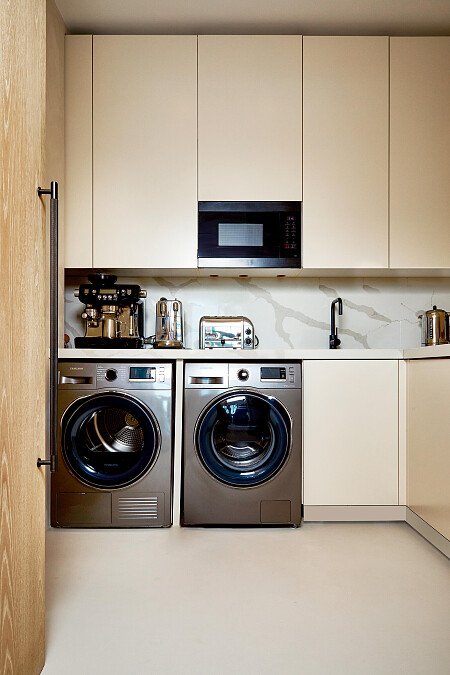 DKollection_TheCliff_Unretouched_0079 1 copy 2