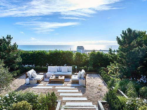 DKollection_TheCliff_Unretouched_0343 copy 2