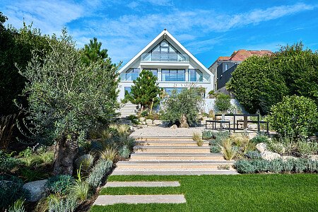 DKollection_TheCliff_Unretouched_0359 copy 2