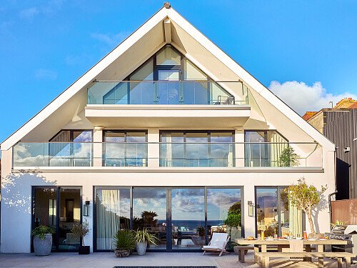 DKollection_TheCliff_Unretouched_0583 copy 2