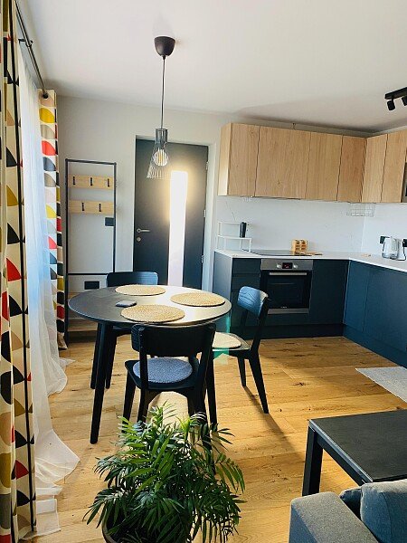 MOSSWAY.GRANNYFLAT.REVERSE