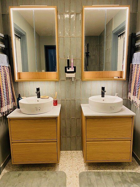 MOSSWAY.JACK JILL ENSUITE