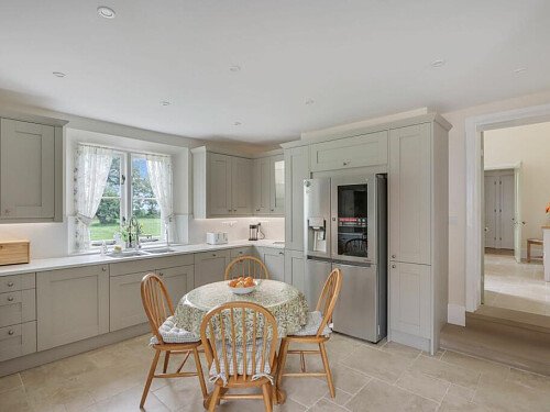 262820_RS0132_IMG_12_0000