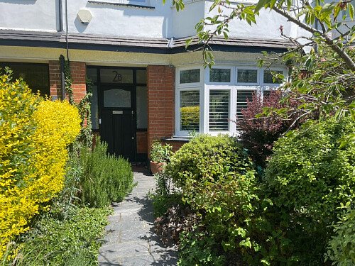 5C9BEE7A-7A0E-43B1-9892-6504F942D207_1_105_c