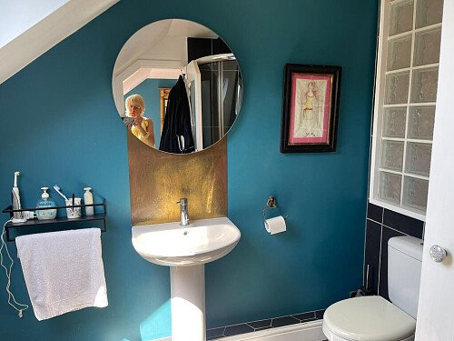 6AF4DE02-10E9-4E0D-BE8C-83F573BD8E2B_1_105_c