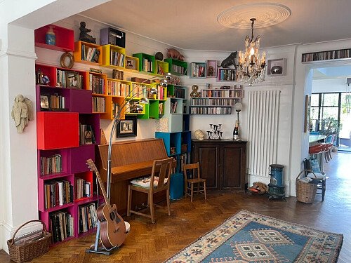 A5124861-F1BF-4086-801C-7DA003AA5808_1_105_c