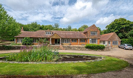 Location Creation: Alfold House: Exterior