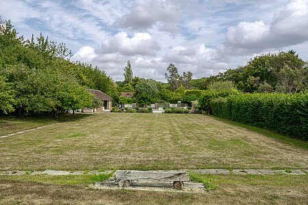 Location Creation: Alfold House: Garden