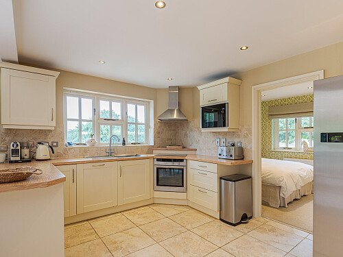 Location Creation: Alfold House: Pool house  (1)