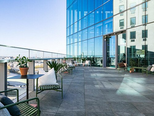 16th-floor-terrace_54371001598_l