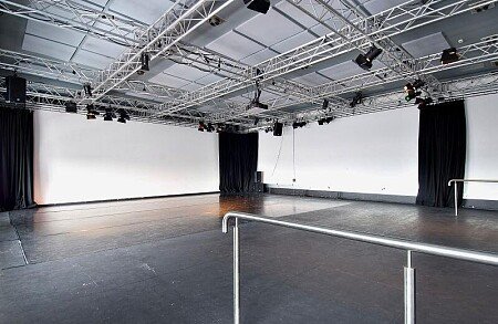 The Studio empty space (2)