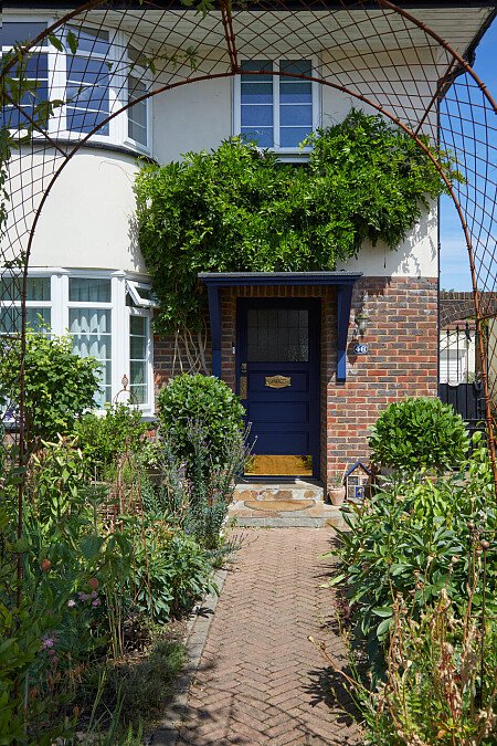 Front of house ChestnutClose-752