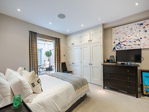 Location Creation: Cranley Place SW7: Bedroom  (2)