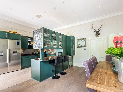 Location Creation: Cranley Place SW7: Kitchen
