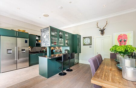 Location Creation: Cranley Place SW7: Kitchen