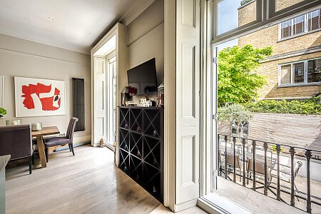Location Creation: Cranley Place SW7: Kitchen view