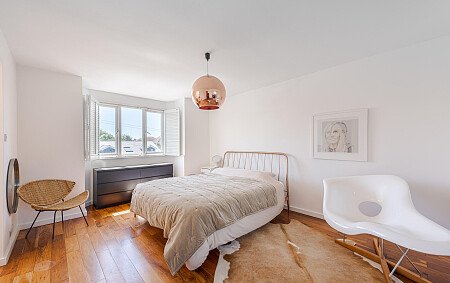 Location Creation: Hove House: Bedroom