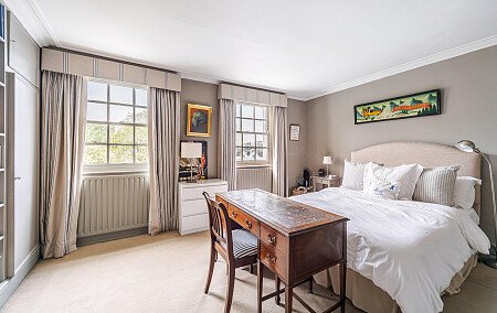 Location Creation: St Peter's Square: Bedroom