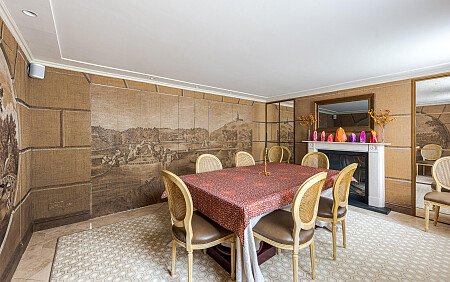 Location Creation: St Peter's Square: Dining room