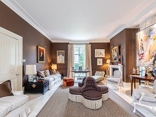 Location Creation: St Peter's Square: Formal sitting room  (3)