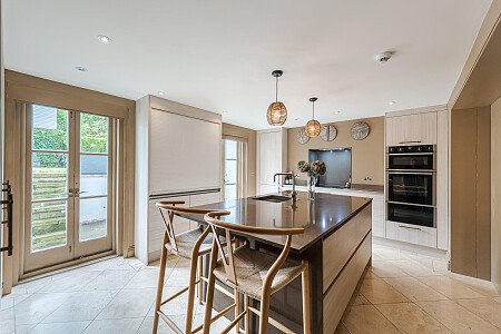 Location Creation: St Peter's Square: Kitchen island  (2)