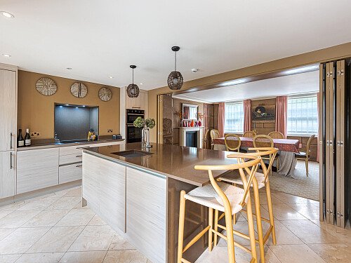 Location Creation: St Peter's Square: Kitchen island