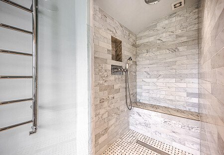 Location Creation: St Peter's Square: Shower