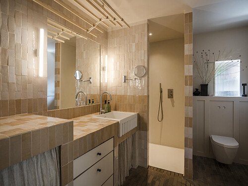 Image for Location 2595