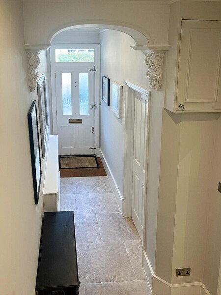 Southfields, SW18-19