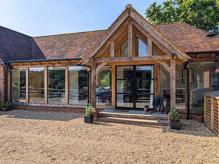 The Bothy Smithbrook Barns Cranleigh GU6 8LH -04