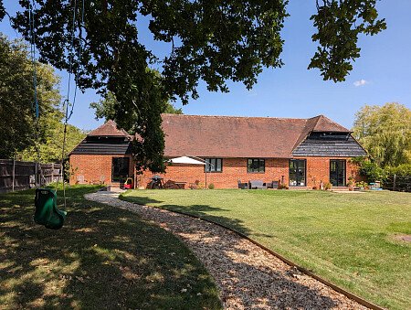 The Bothy Smithbrook Barns Cranleigh GU6 8LH -27