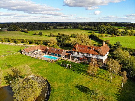 The Bothy Smithbrook Barns Cranleigh GU6 8LH -38