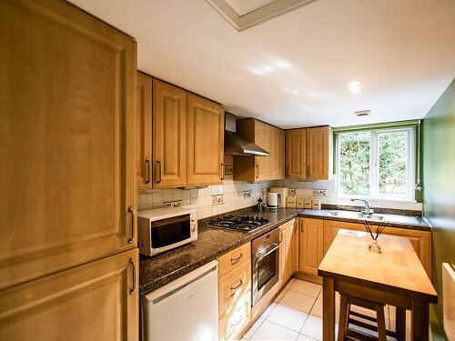 The Bothy Smithbrook Barns Cranleigh GU6 8LH -63