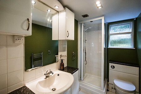 The Bothy Smithbrook Barns Cranleigh GU6 8LH -64