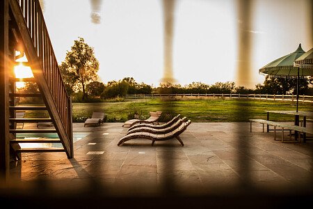 The Bothy Smithbrook Barns Cranleigh GU6 8LH -71