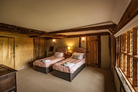 The Bothy Smithbrook Barns Cranleigh GU6 8LH -76