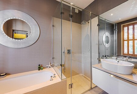 Location Creation: Blenkare: Bathroom