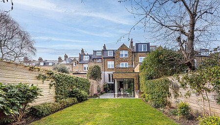 Location Creation: Blenkare: Garden (1)