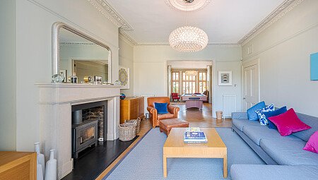 Location Creation: Blenkare: Sitting room