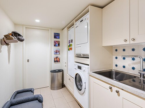 Location Creation: Blenkare: Utility