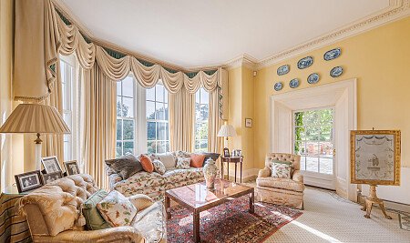 Location Creation: Binfield Court: drawing room