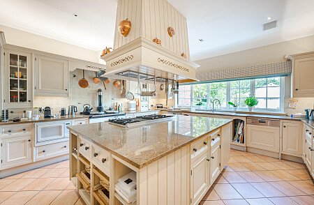 Location Creation: Binfield Court: kitchen