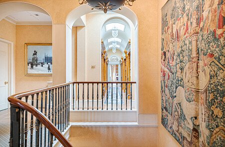 Location Creation: Binfield Court: upstairs hall