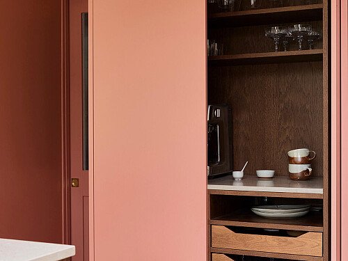 930F1DC6-1BD3-4EC0-9857-0DB00CA6D10E