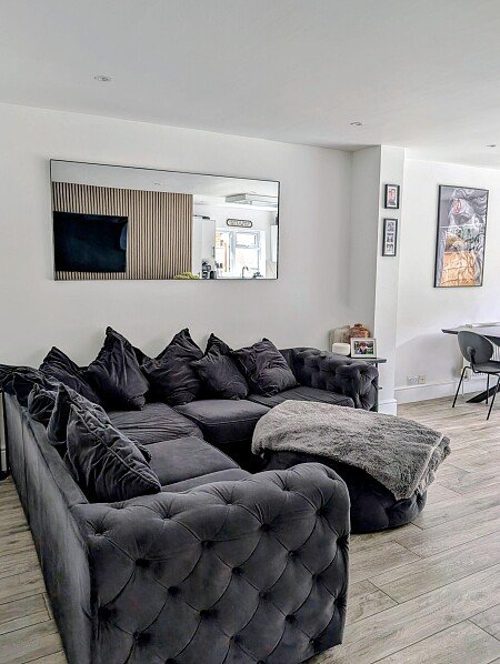 PXL_20250902_151056247~2