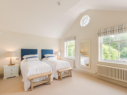 Location Creation:Constantine:twin bedroom