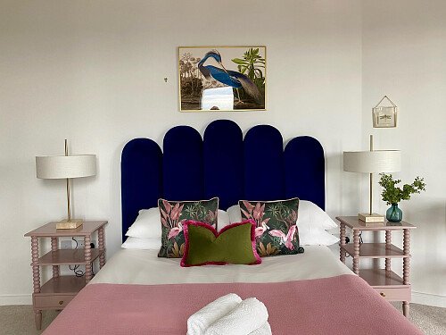 Facetune_01-08-2025-13-36-54