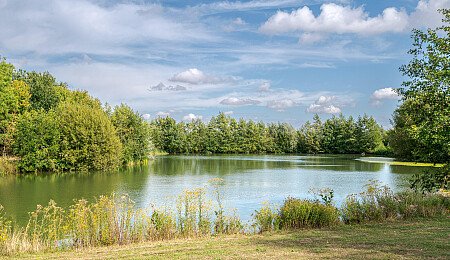 Location Creation:Essex barn:Lake4